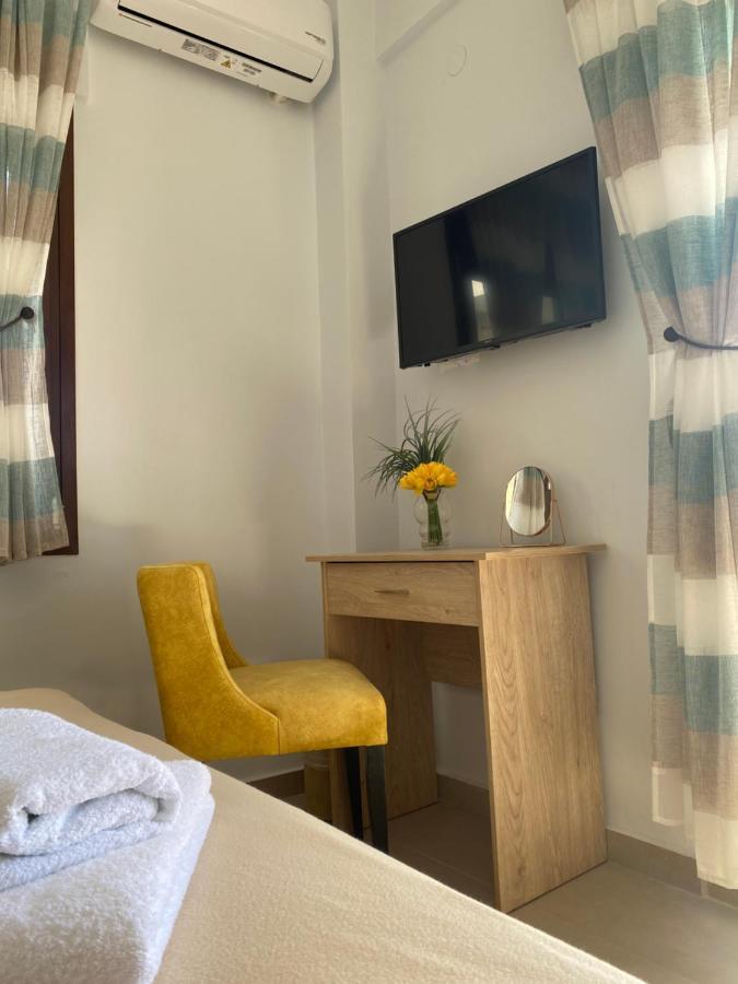Dimi Seafront Apartment By Rentals Pro Services - Néa Mudaniá Kültér fotó